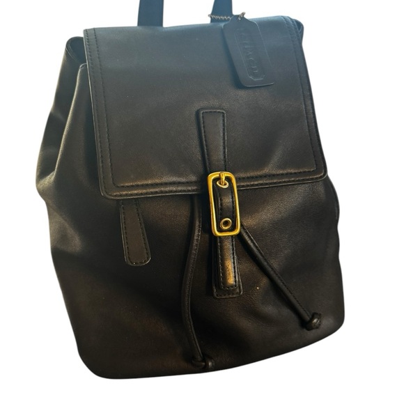 Coach Handbags - Coach Vintage Leather Backpack 9858
